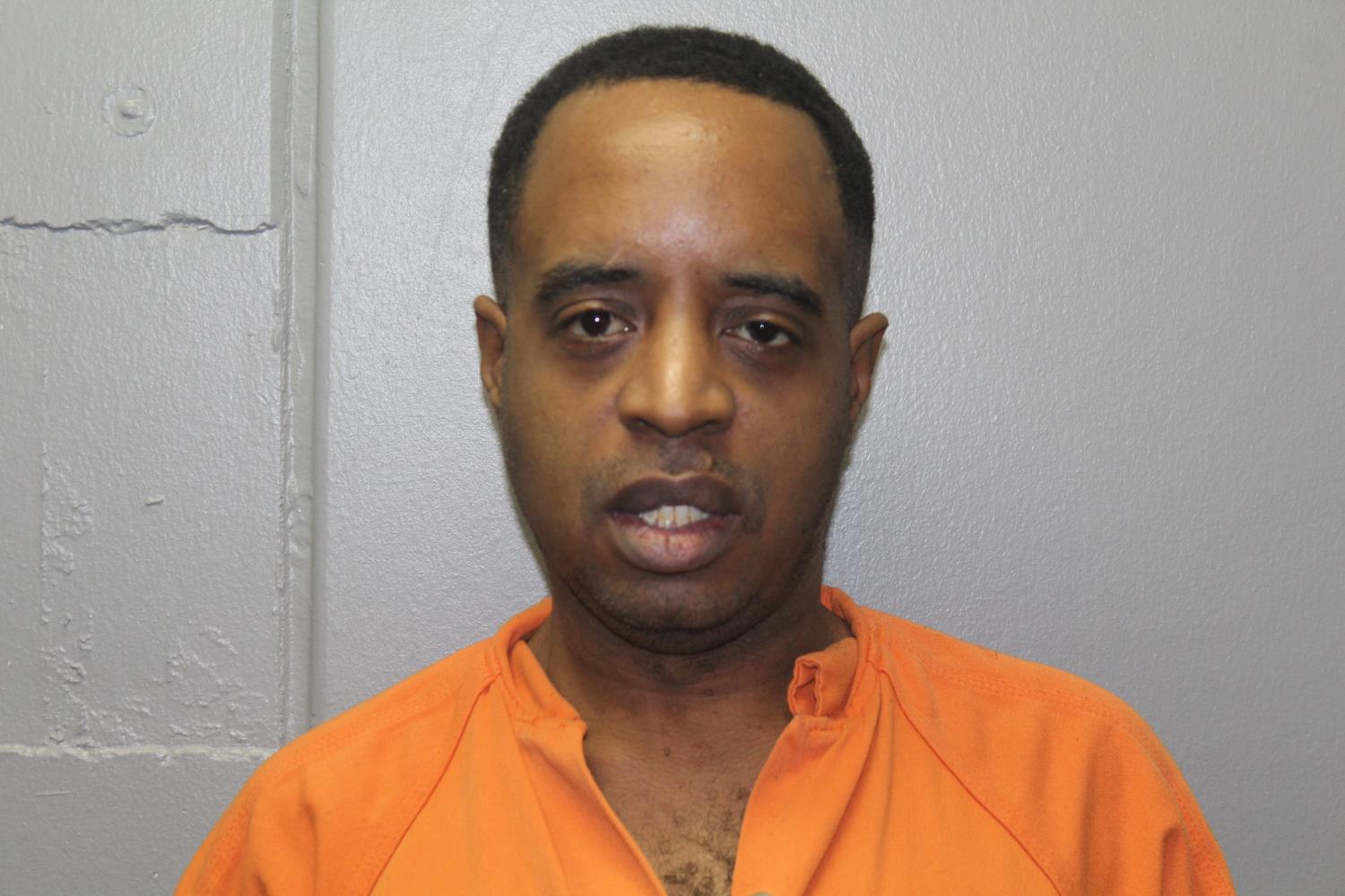 Booking photo of Tavar Lamont Davis