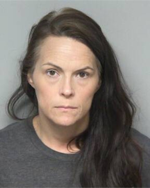Booking photo of JENNIFER LYNN BEITZEL